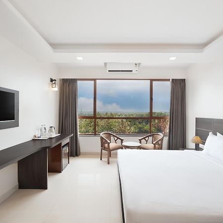 Bsg Porvorim Regency Hotel Goa ภายนอก รูปภาพ