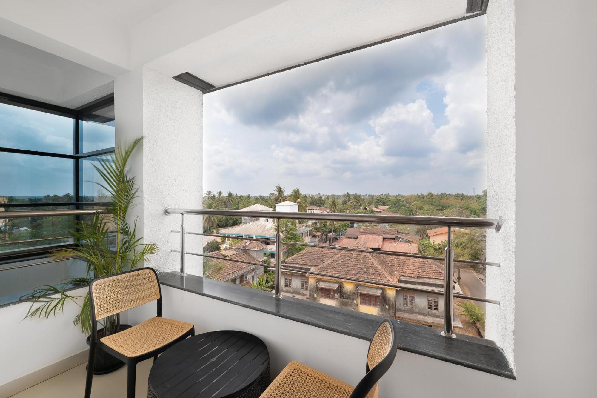 Bsg Porvorim Regency Hotel Goa ภายนอก รูปภาพ